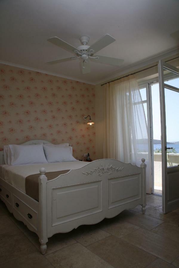 Bed and Breakfast Mourayio Ermioni Zewnętrze zdjęcie